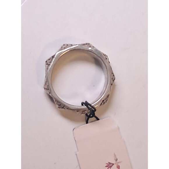 Peyote Bird Raised Embossed Pyramids Design Sterling Silver Ring Size 6 NWT - Picture 5 of 8